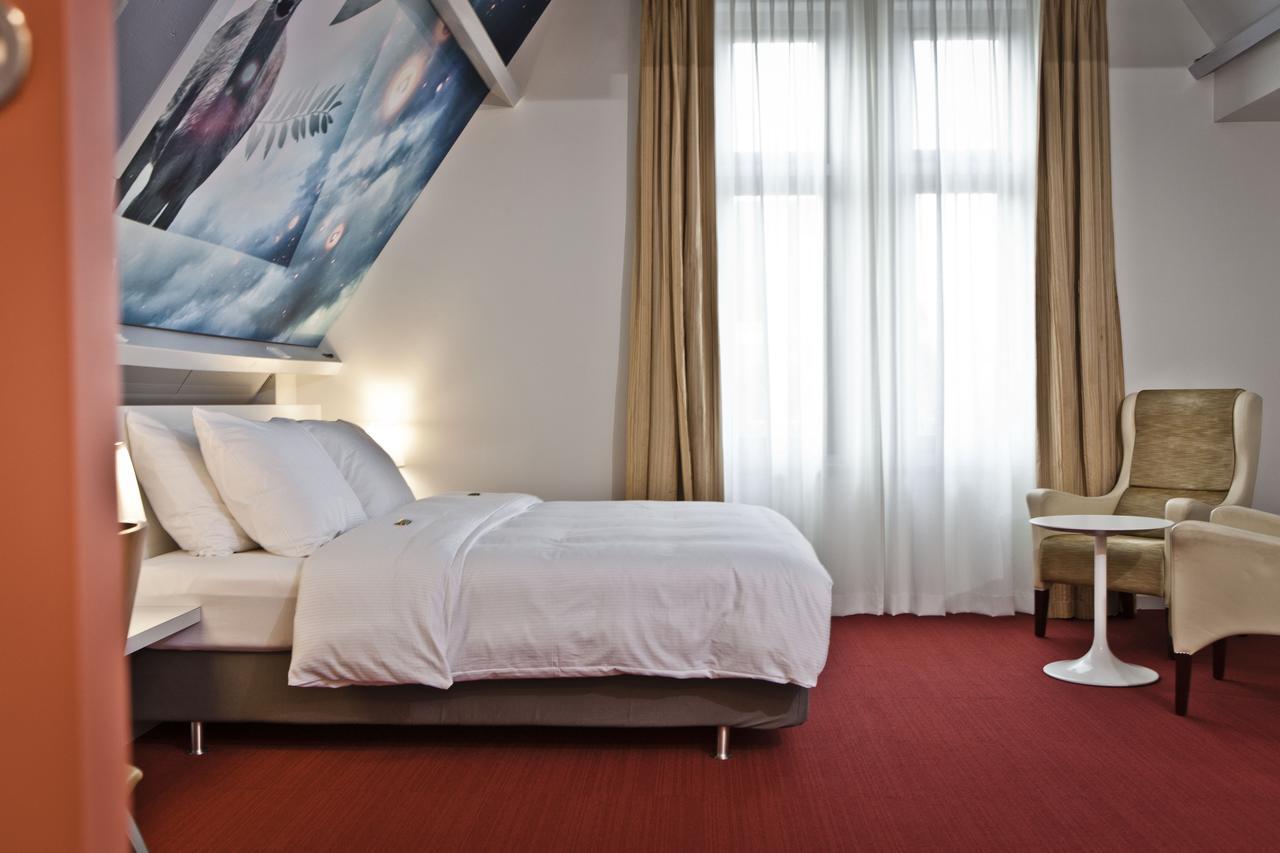 Hotel Trusten Willemstad  Εξωτερικό φωτογραφία